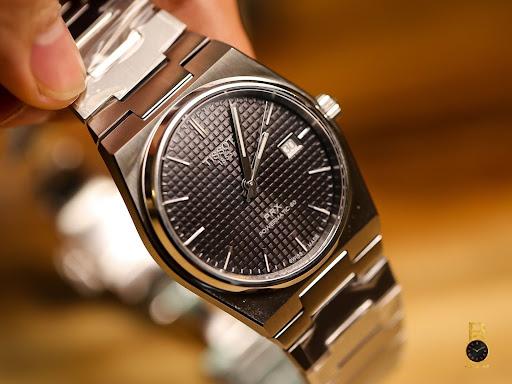 Tissot-cua-nuoc-nao-thiet-ke.jpg